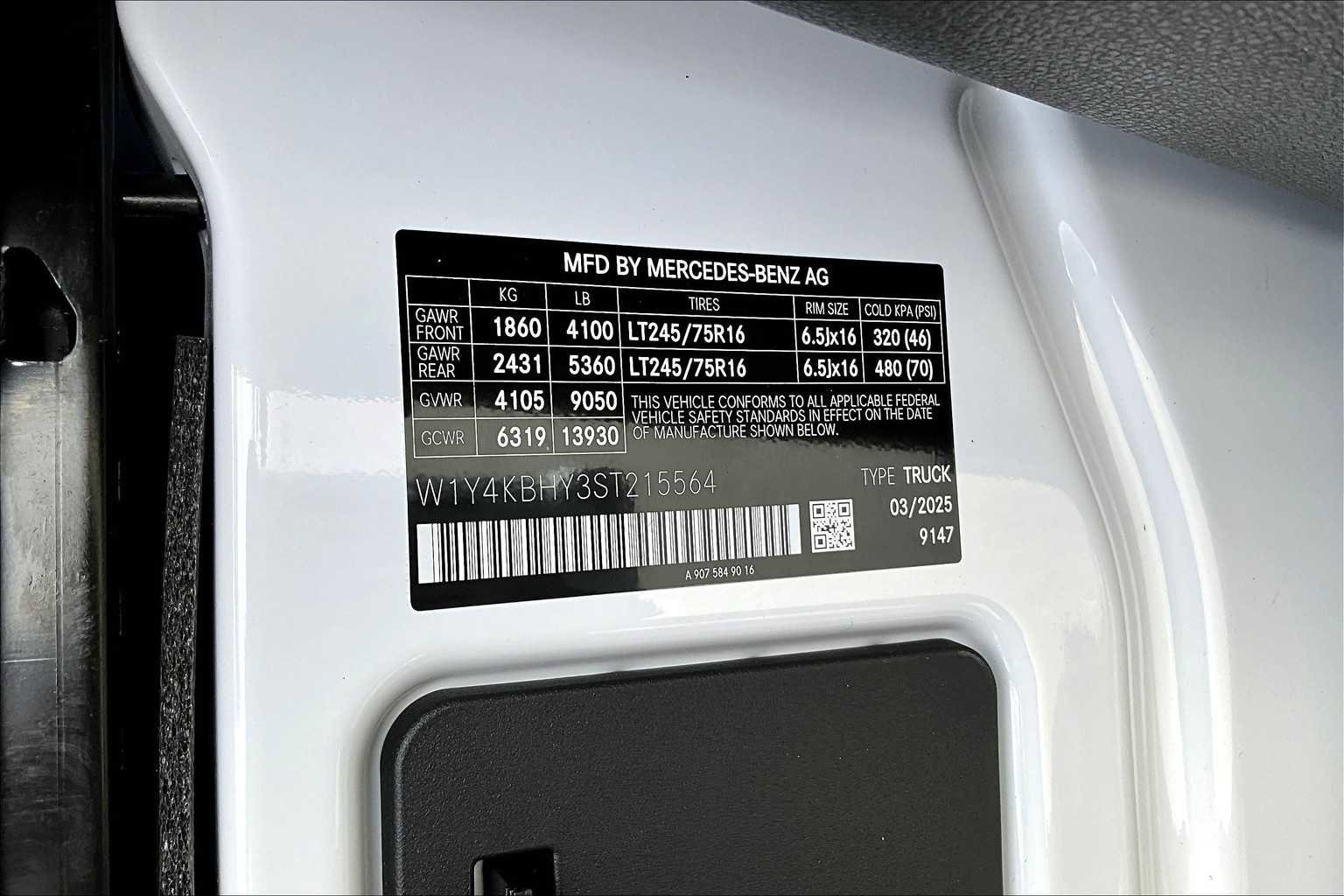 New 2025 Mercedes-Benz Sprinter 2500 image 21