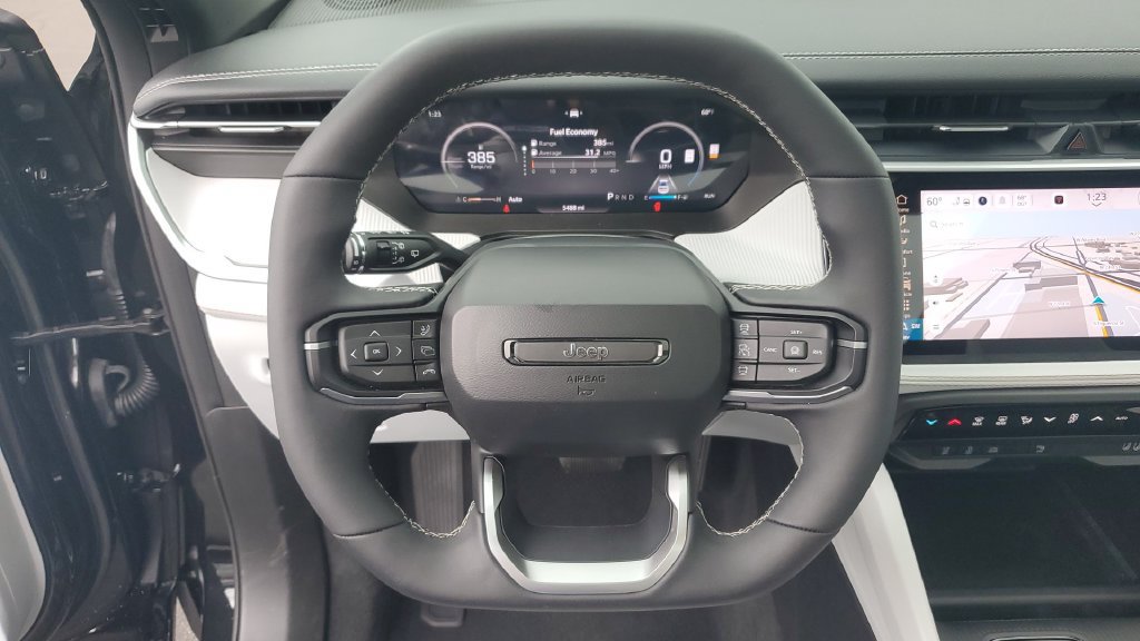 Used 2026 Jeep Cherokee Overland AWD/4WD image 32