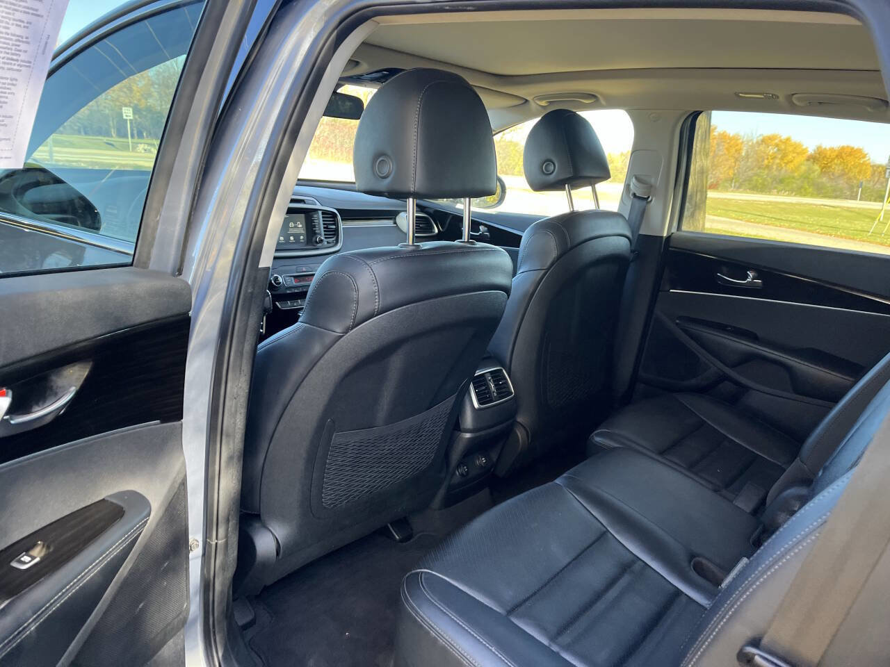 Used 2019 Kia Sorento EX image 20