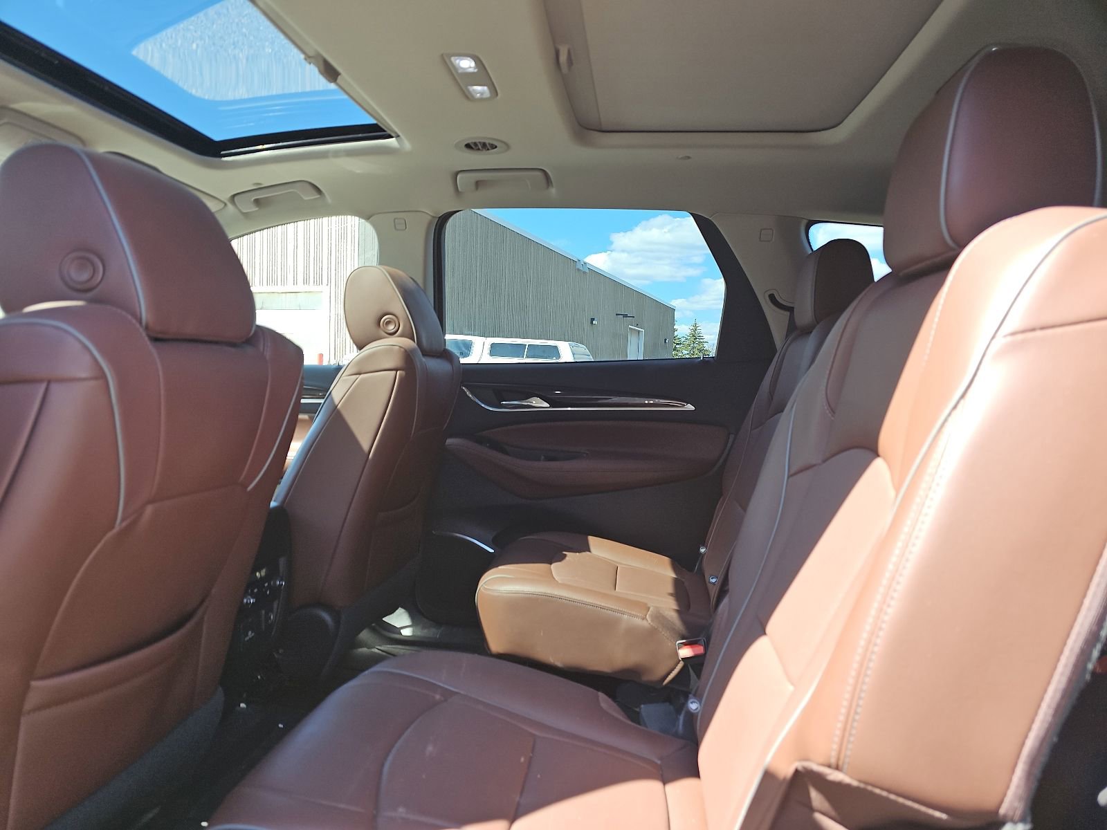 Used 2019 Buick Enclave Avenir w/ Avenir Technology Package AWD/4WD image 9