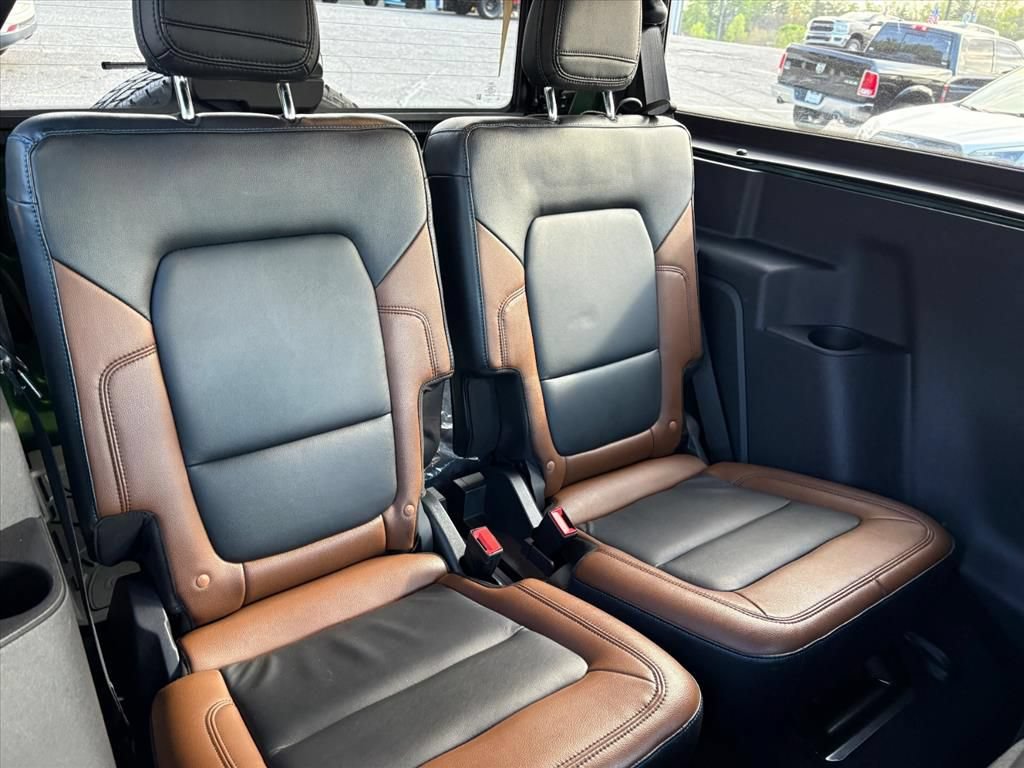 Used 2023 Ford Bronco Outer Banks AWD/4WD image 18