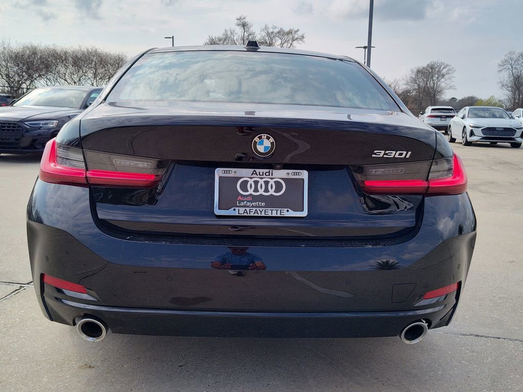 Used 2025 BMW 330i Sedan image 7
