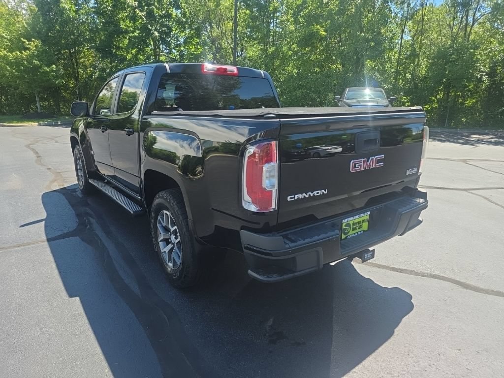 Used 2015 GMC Canyon SLE w/ All-Terrain Package AWD/4WD image 6