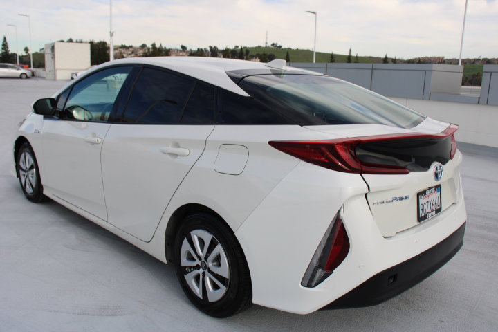 Used 2018 Toyota Prius Prime Advanced image 5