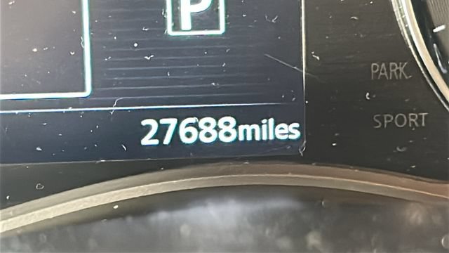 Used 2024 Nissan Kicks SR w/ SR Premium Package FWD image 18