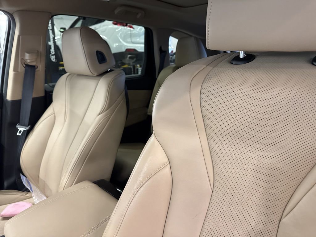 Used 2022 Acura MDX SH-AWD w/ Technology Package image 12