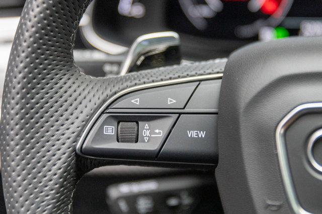 Used 2025 Audi RS Q8 performance image 70