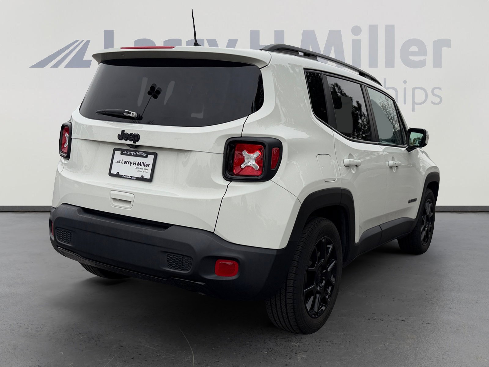 Used 2020 Jeep Renegade Altitude image 5