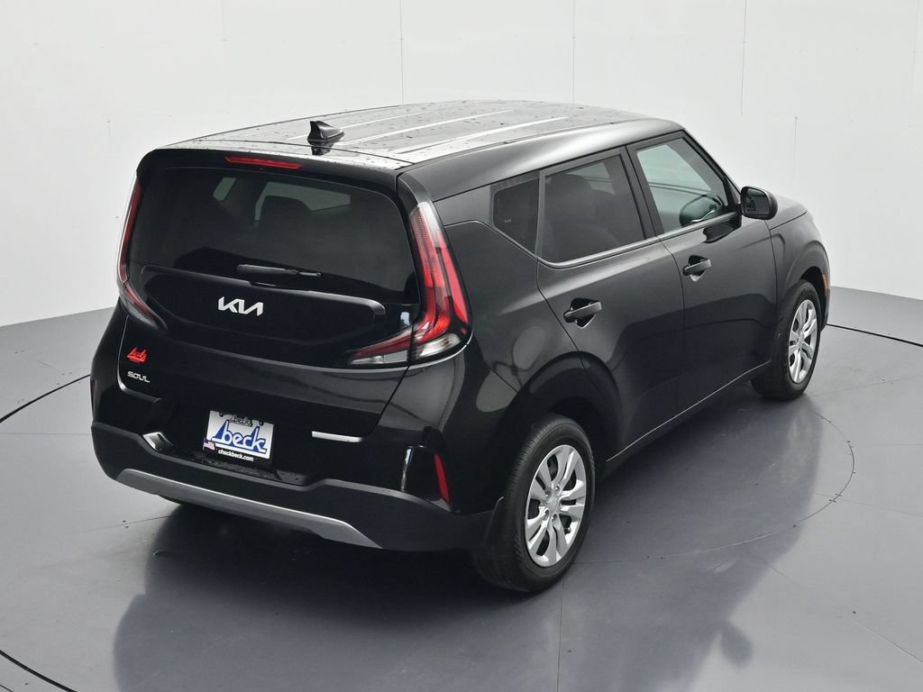 Used 2024 Kia Soul LX FWD image 32