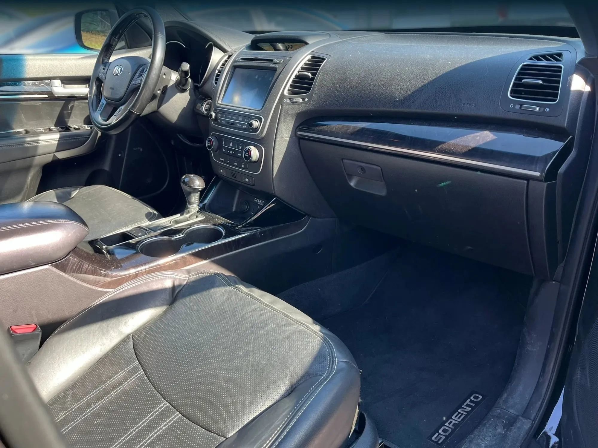 Used 2015 Kia Sorento SX image 7