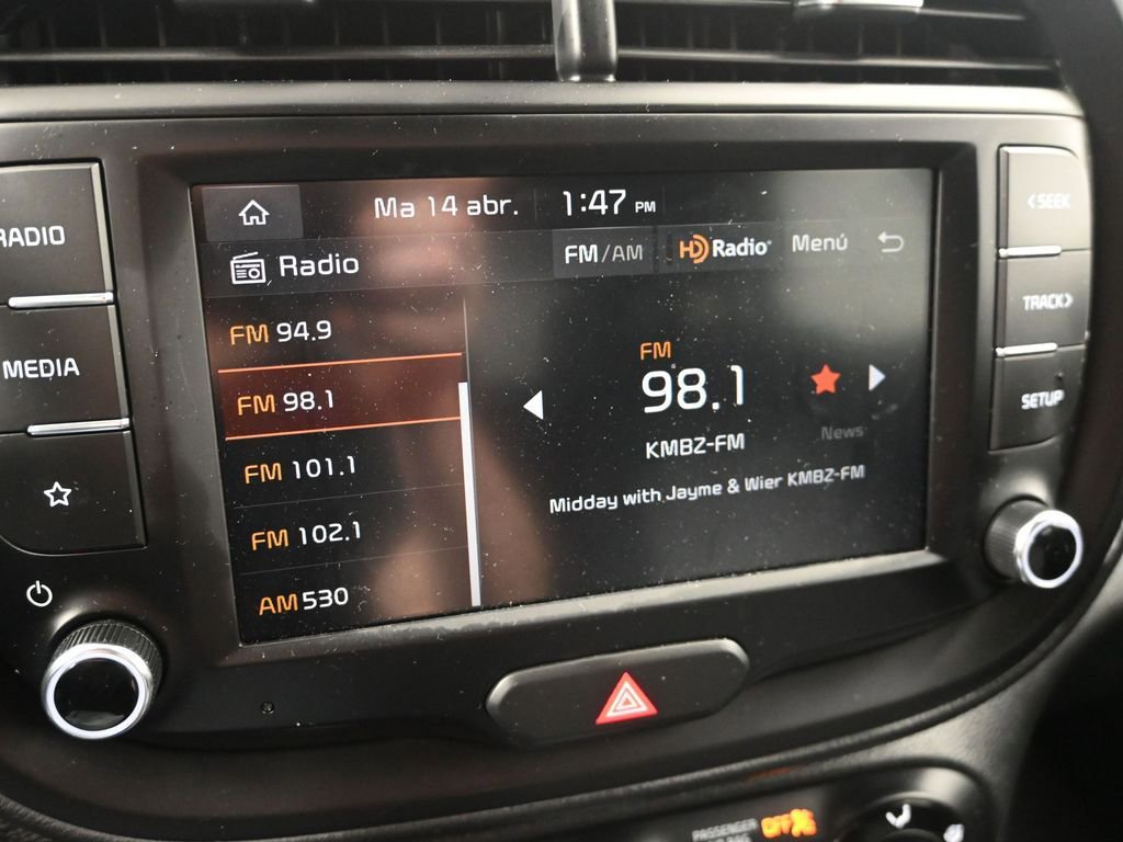 Certified 2025 Kia Soul LX w/ LX Technology Package image 17