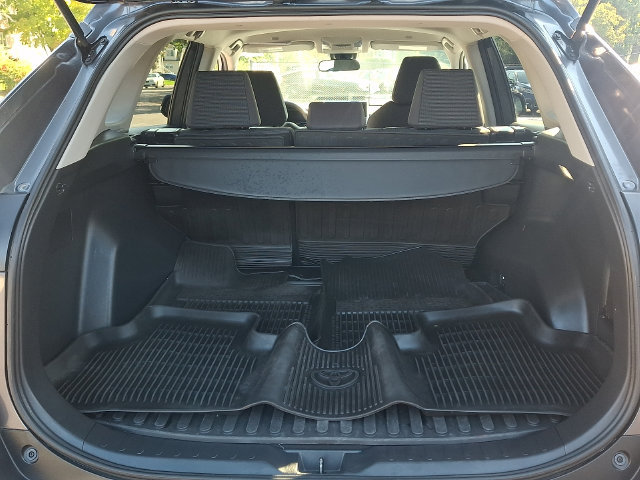 Used 2023 Toyota RAV4 LE AWD/4WD image 28
