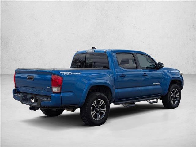Used 2017 Toyota Tacoma TRD Sport w/ Tow Package image 5