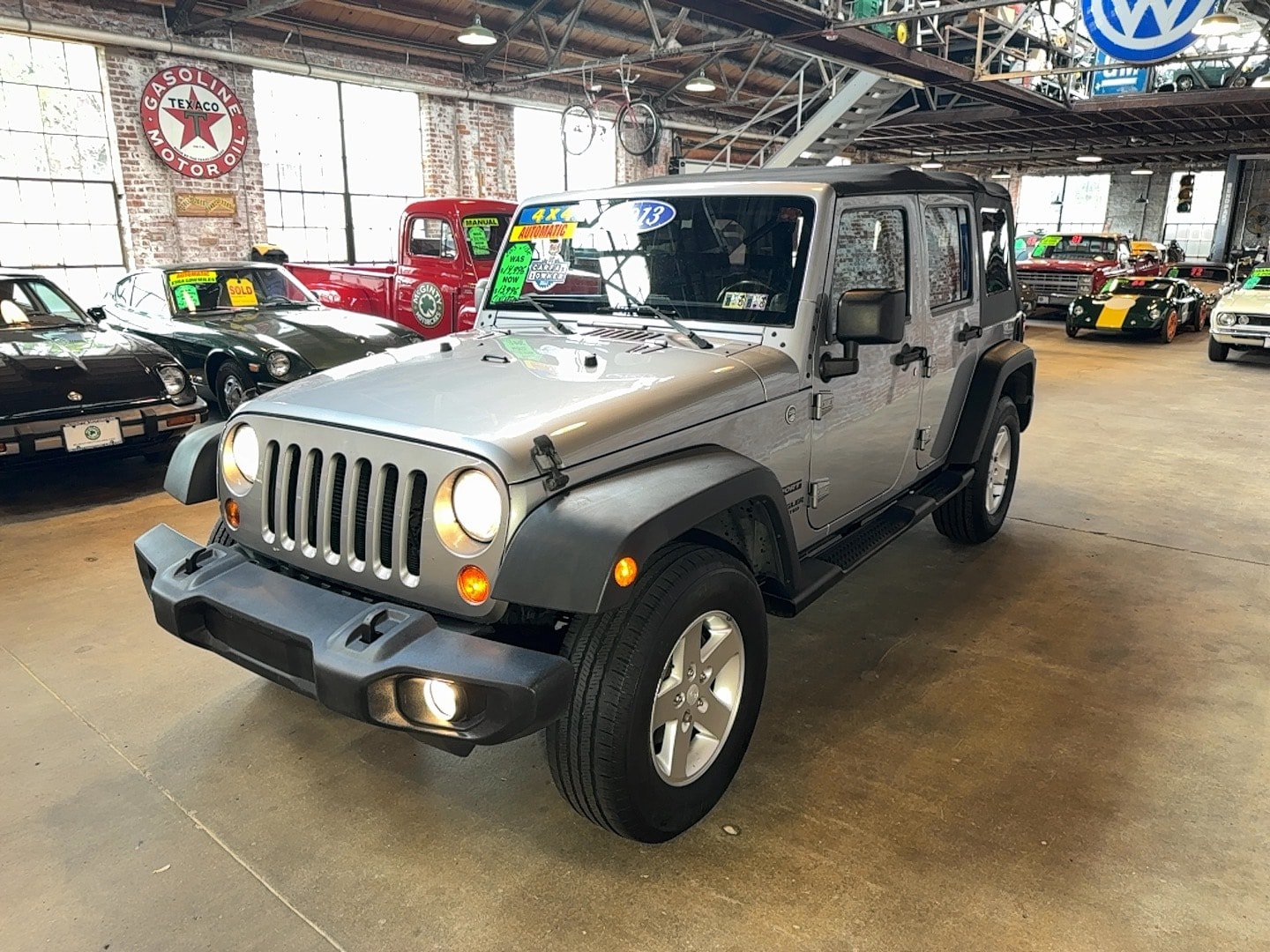 Used 2013 Jeep Wrangler Unlimited Sport AWD/4WD image 6