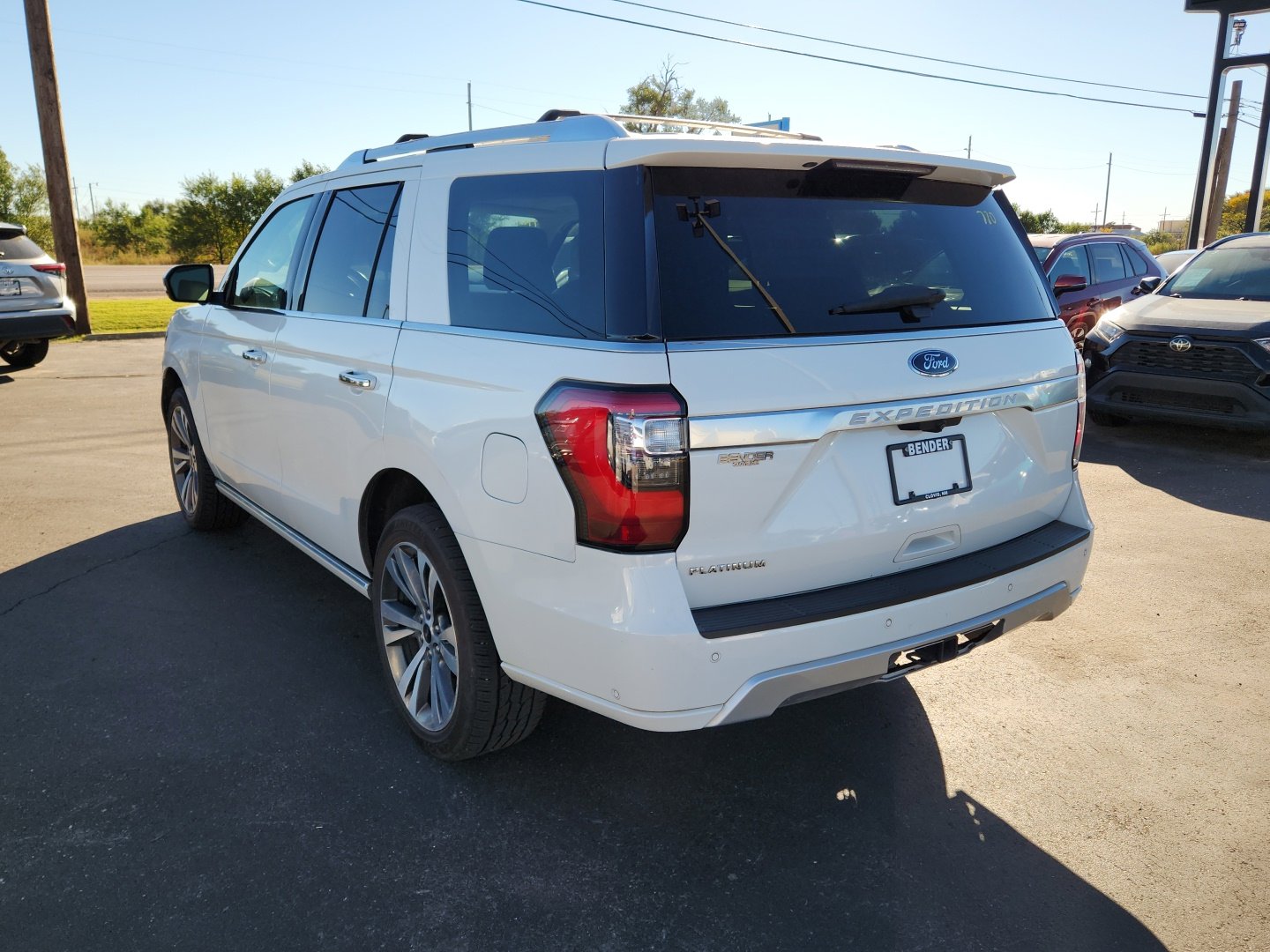 Used 2021 Ford Expedition Platinum AWD/4WD image 3
