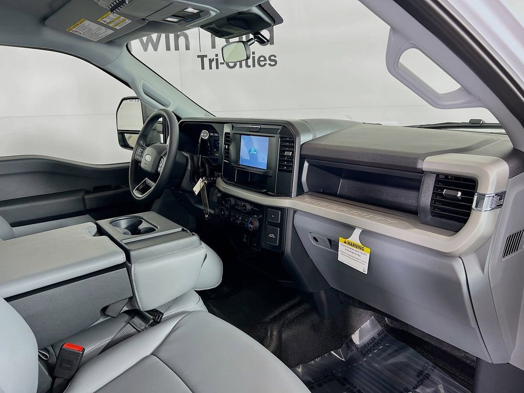 New 2026 Ford F250 XL image 26