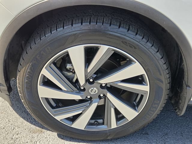 Used 2018 Nissan Murano Platinum FWD image 17