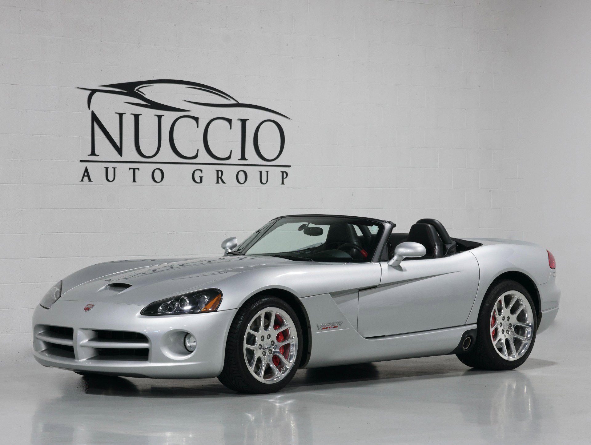 Used 2005 Dodge Viper SRT-10 w/ Mamba Edition Group