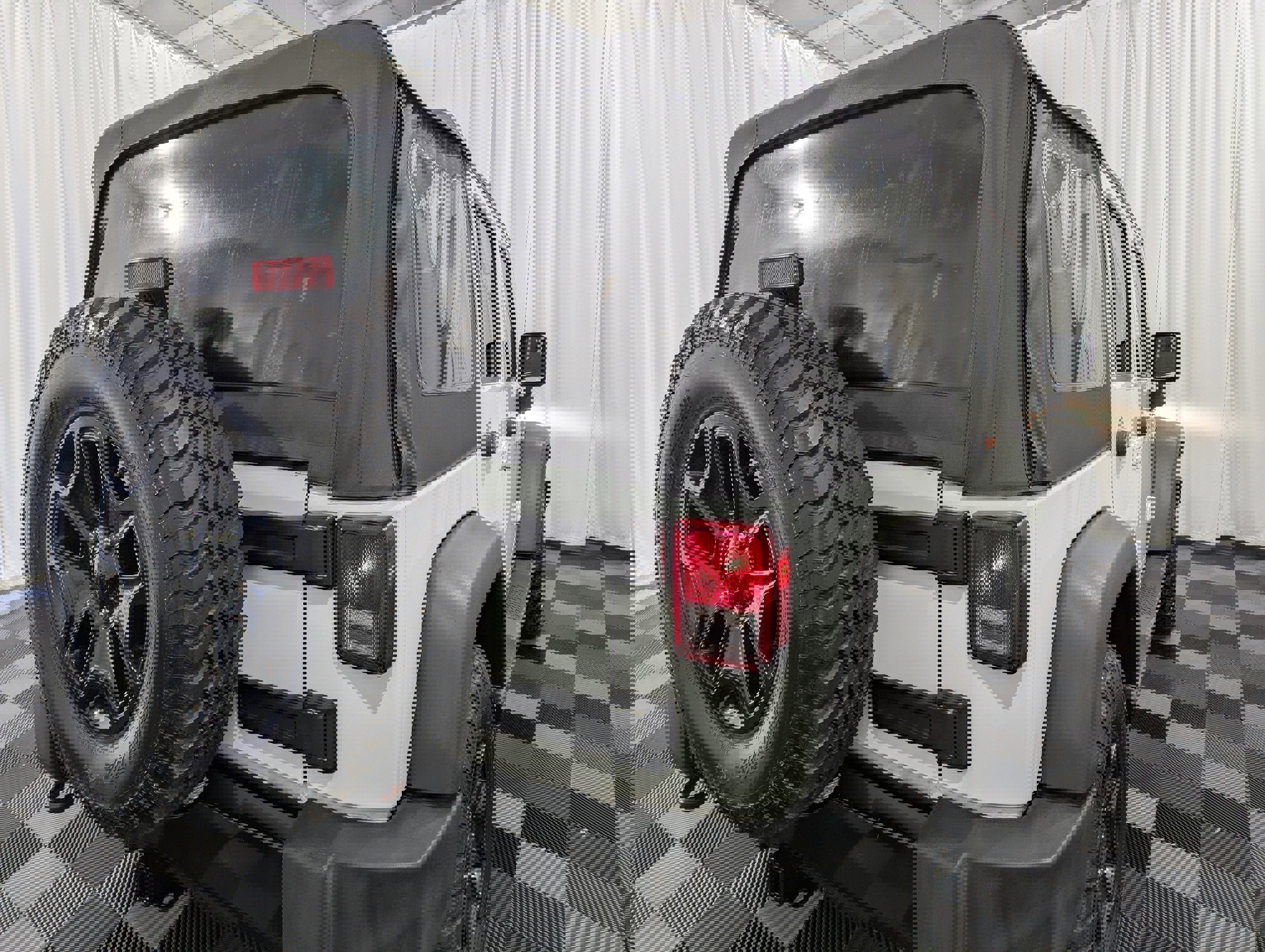 Used 2015 Jeep Wrangler Unlimited Sport image 7