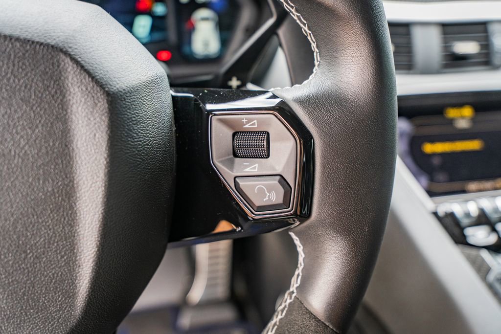 Used 2019 Lamborghini Aventador SVJ AWD/4WD image 28