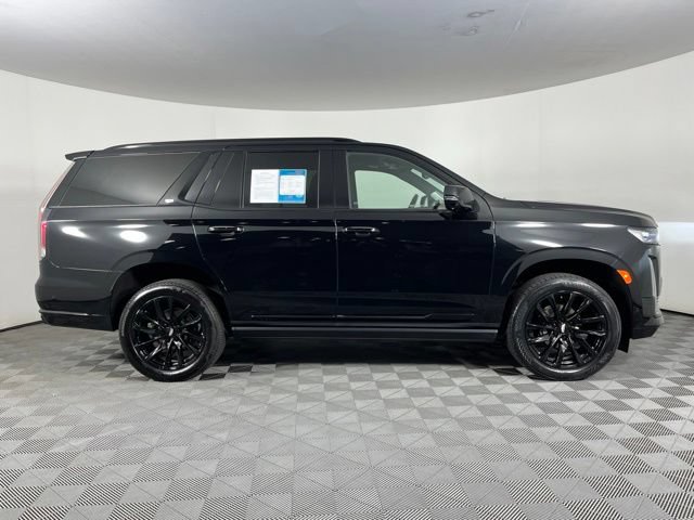 Used 2022 Cadillac Escalade Sport Platinum w/ LPO, ONYX Package AWD/4WD image 13