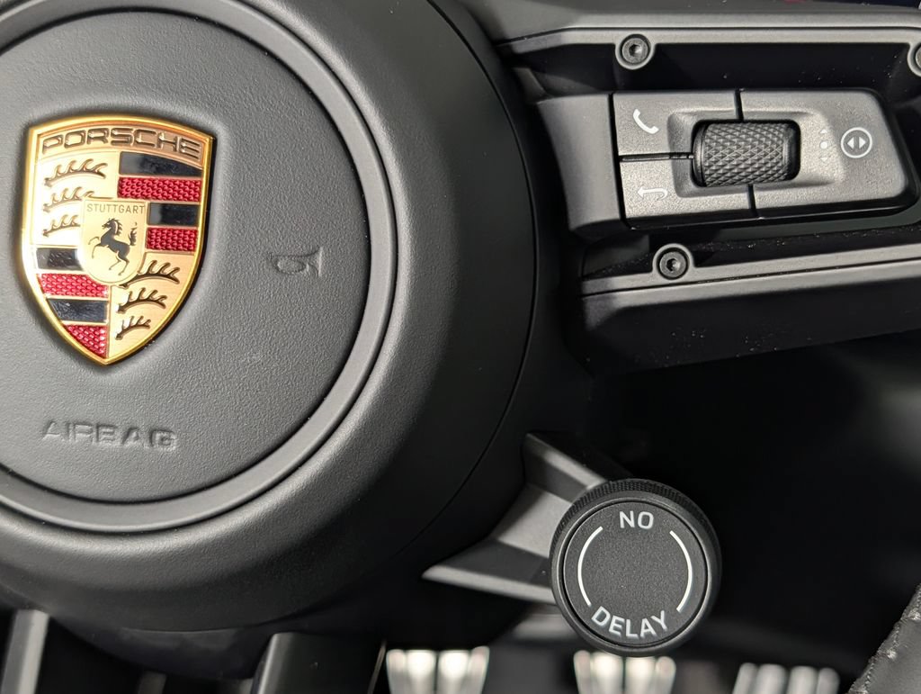 Used 2026 Porsche 911 Carrera T RWD image 37