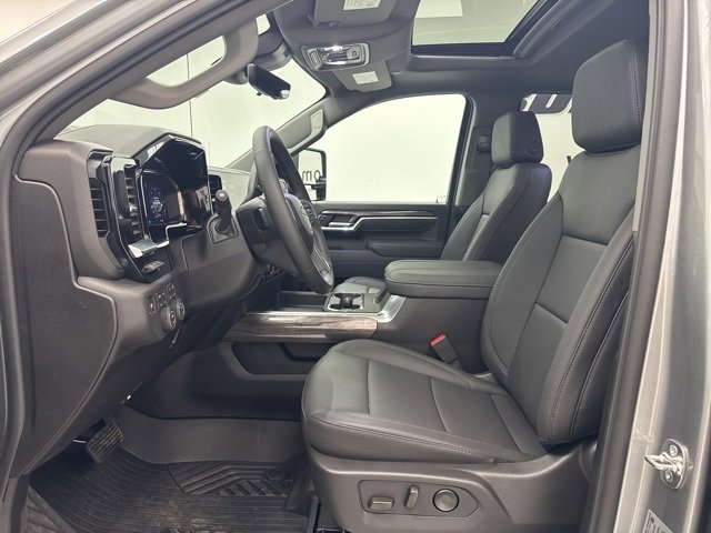 New 2026 Chevrolet Silverado 3500 LTZ w/ LTZ Plus Package image 28