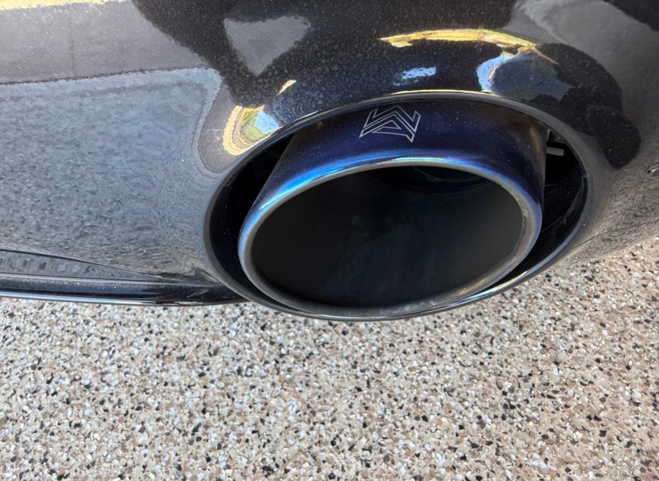 Used 2015 Audi R8 V10 w/ Full Leather Package image 10