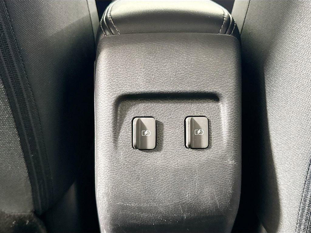 Used 2021 Nissan Kicks SV image 26