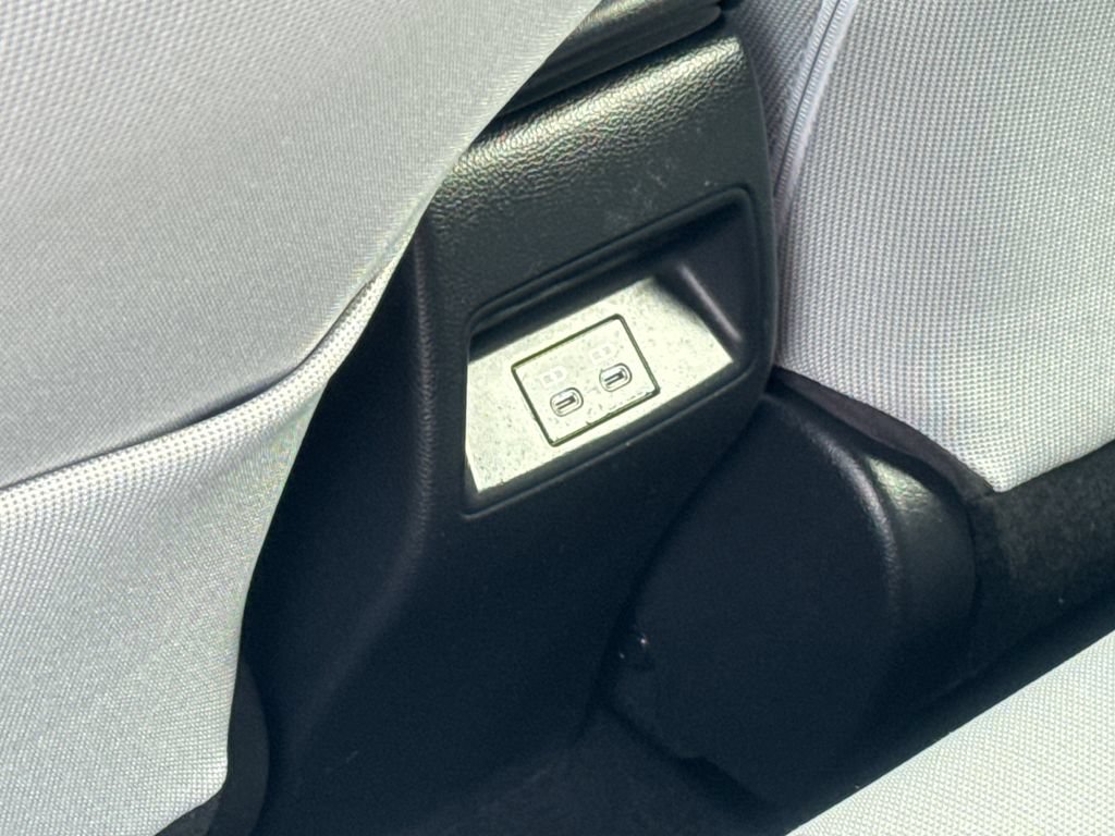 Used 2025 Toyota Corolla Hatchback FWD image 40
