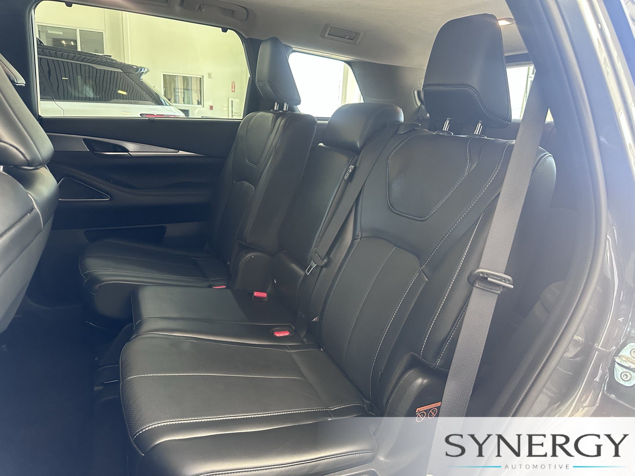 Certified 2023 INFINITI QX60 Luxe w/ Performance Audio Package AWD/4WD image 29