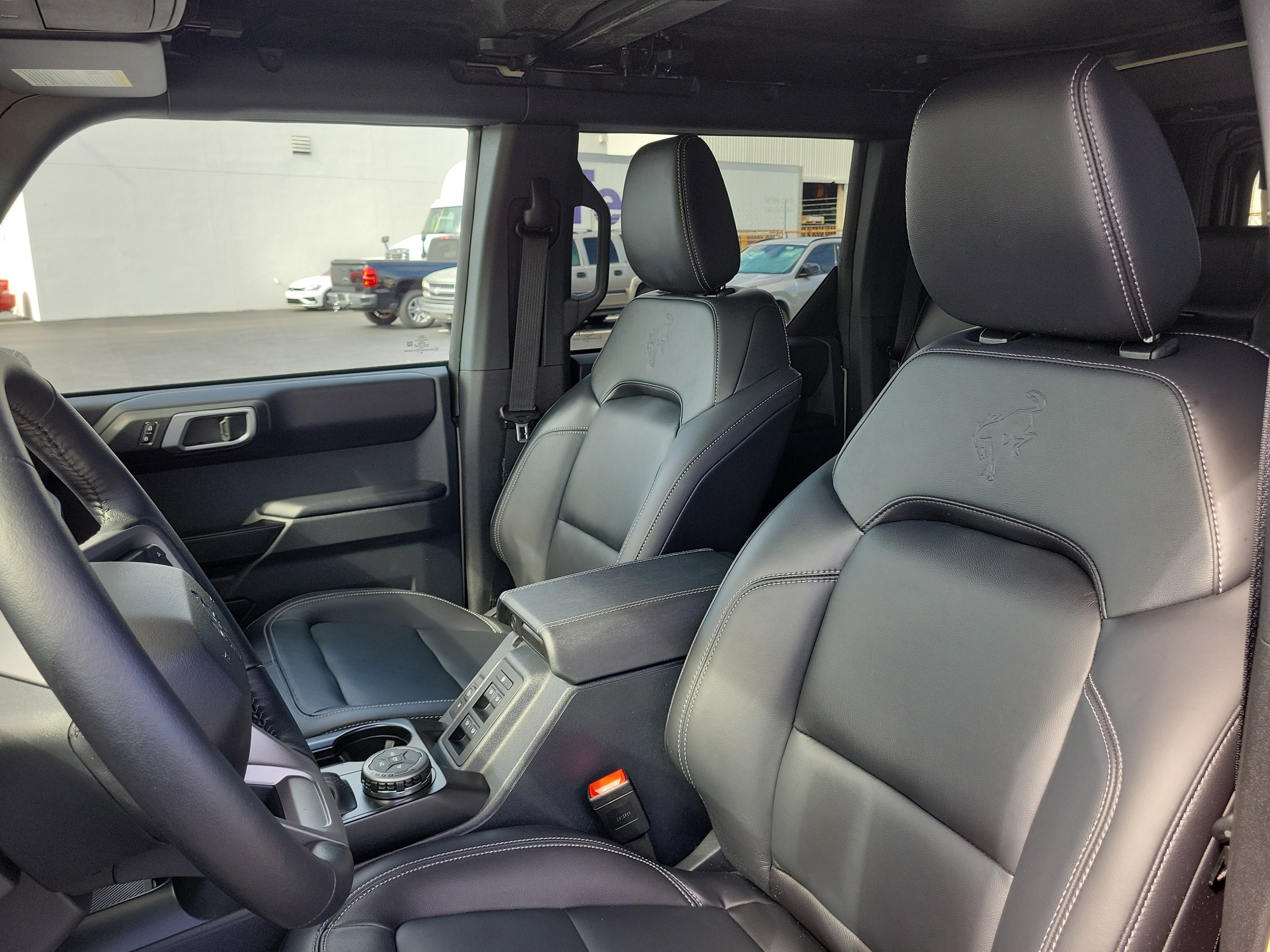 Used 2025 Ford Bronco Outer Banks AWD/4WD image 22