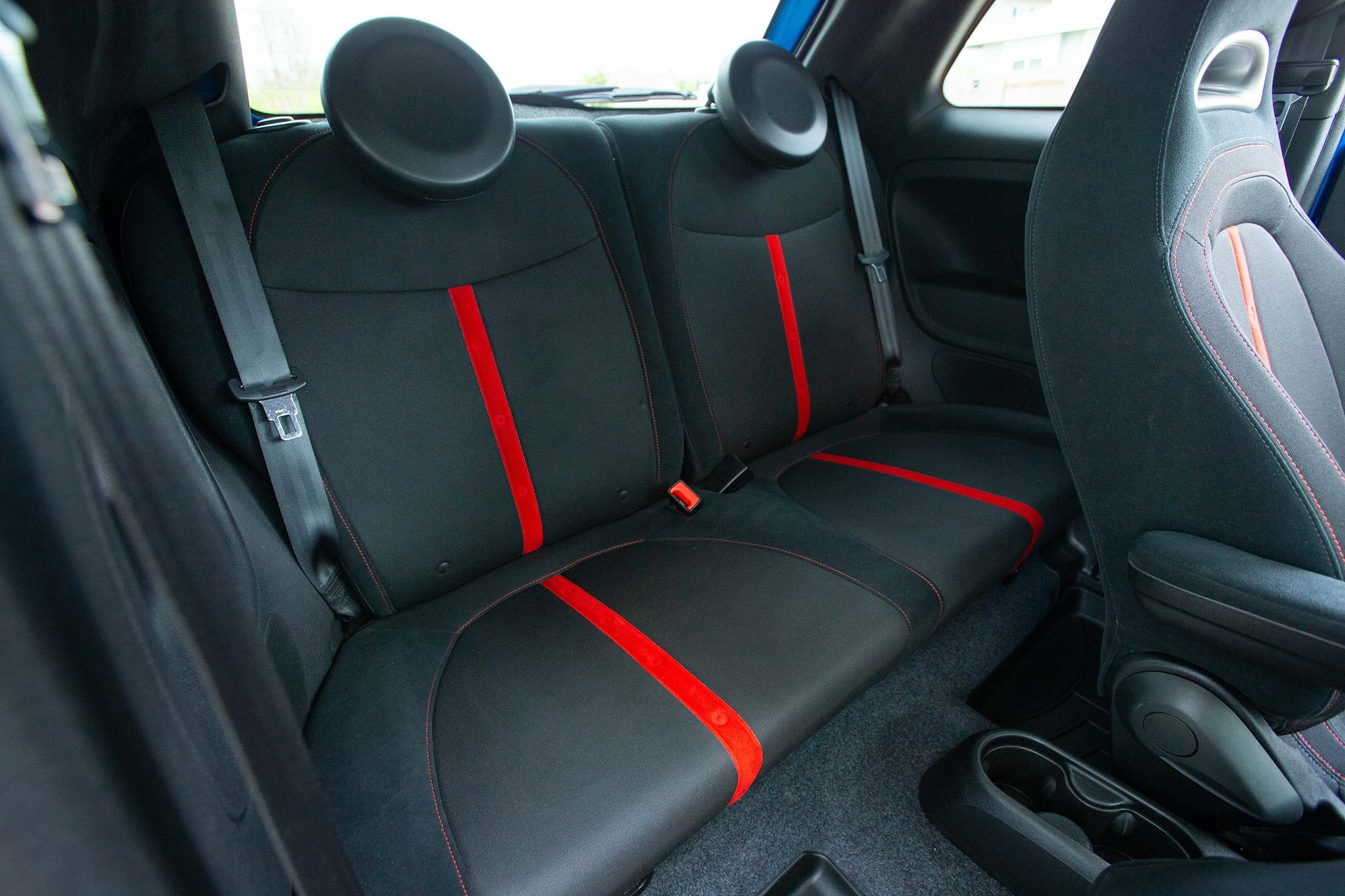 Used 2018 FIAT 500 Abarth FWD image 37