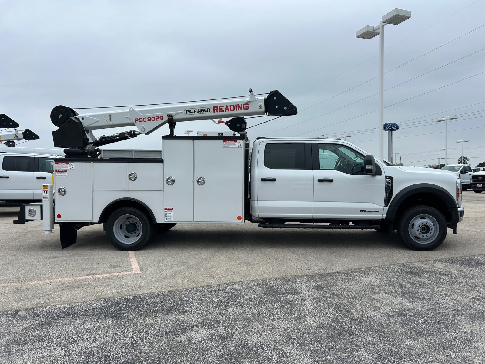 New 2026 Ford F550 4x4 Crew Cab image 23