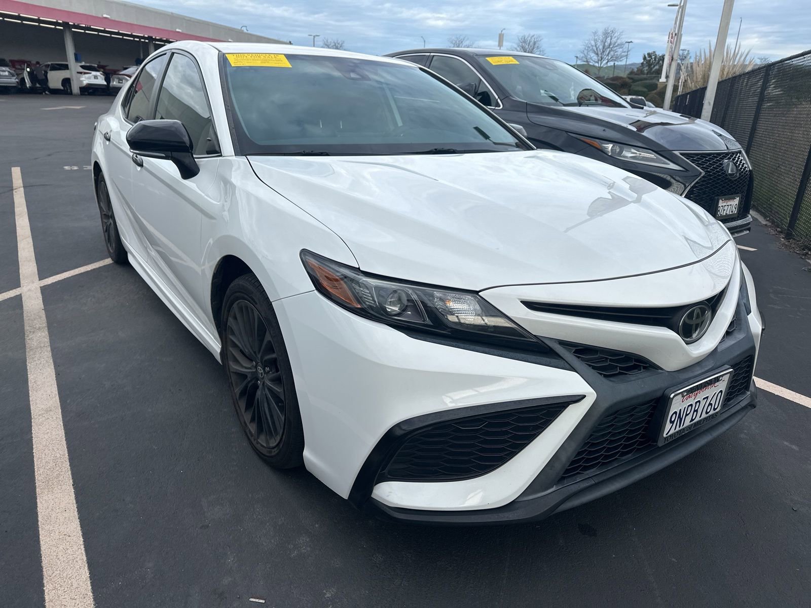 Certified 2022 Toyota Camry SE w/ Carpet Mat Package (TMS)