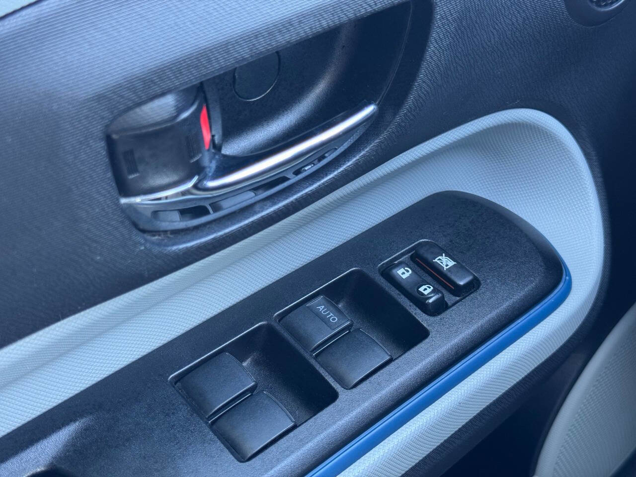 Used 2012 Toyota Prius C Three FWD image 26