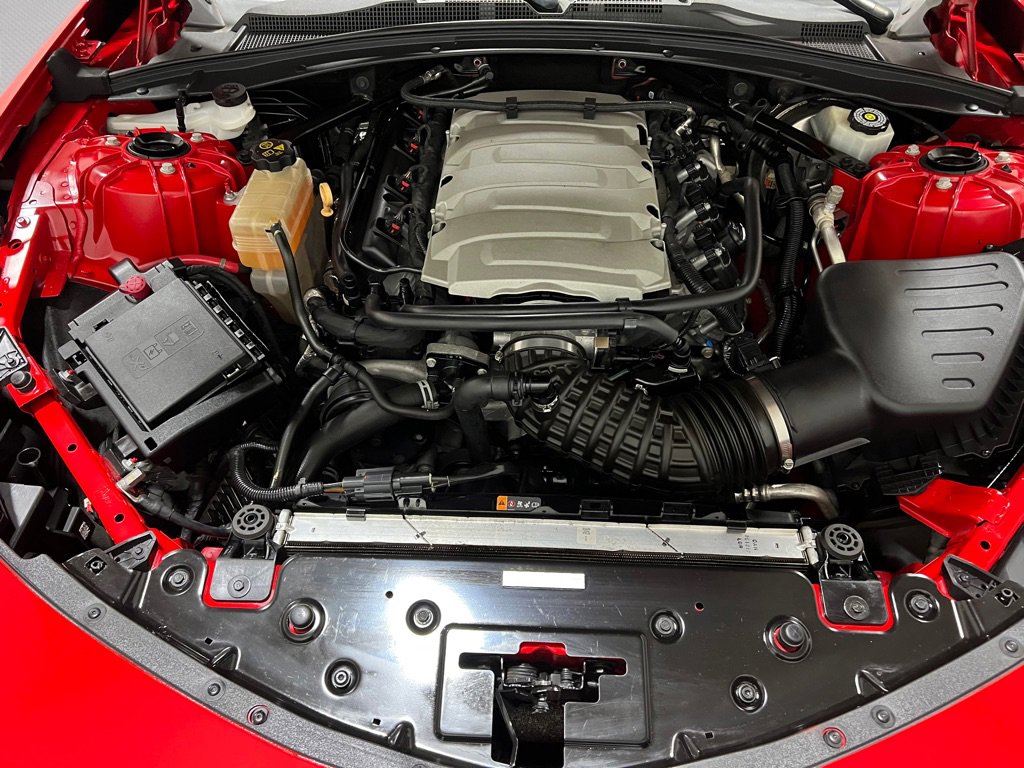 Used 2018 Chevrolet Camaro SS image 15