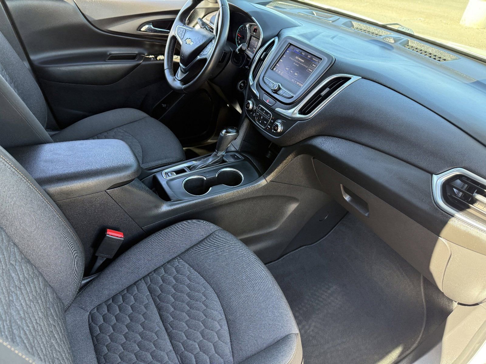 Used 2020 Chevrolet Equinox LT image 12