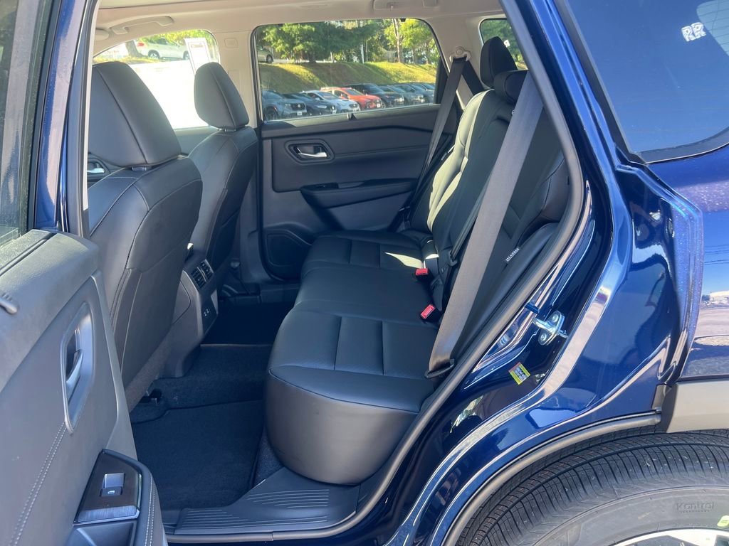 New 2026 Nissan Rogue SV w/ SV Premium Package image 25