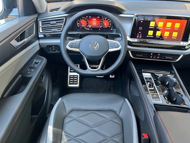New 2026 Volkswagen Atlas Peak Edition image 25