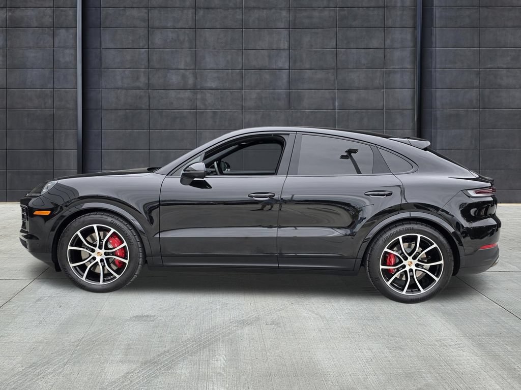 Certified 2026 Porsche Cayenne S AWD/4WD image 2