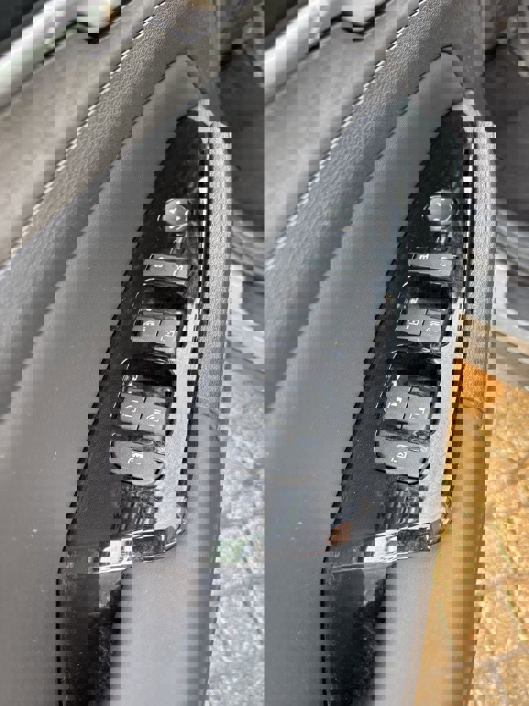 Used 2023 Kia Sportage X-Line image 12