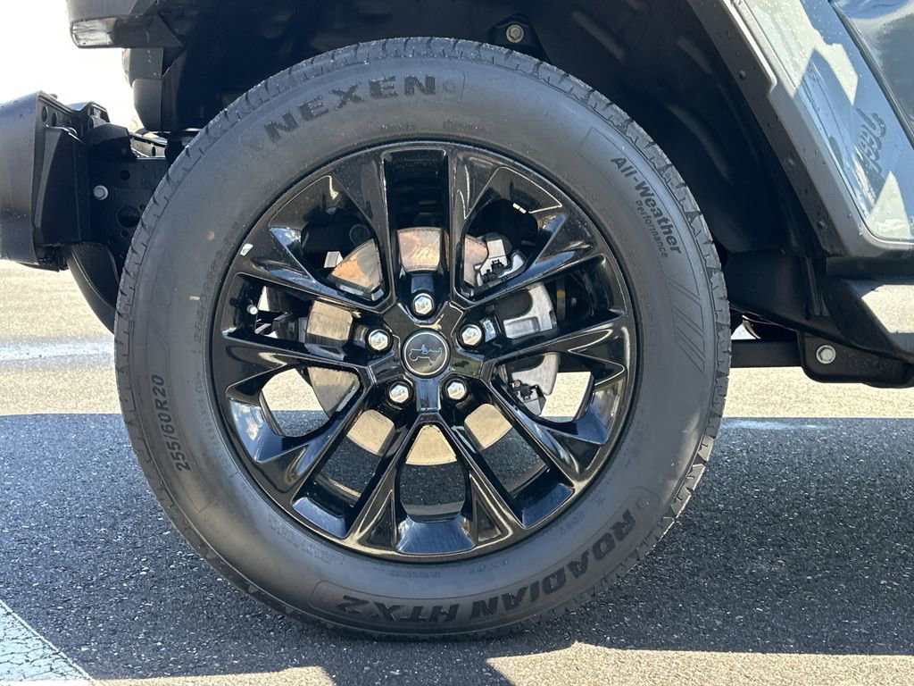 Certified 2025 Jeep Wrangler Unlimited Sahara image 16