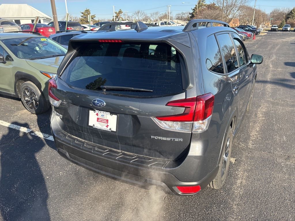 Certified 2023 Subaru Forester Premium AWD/4WD image 3