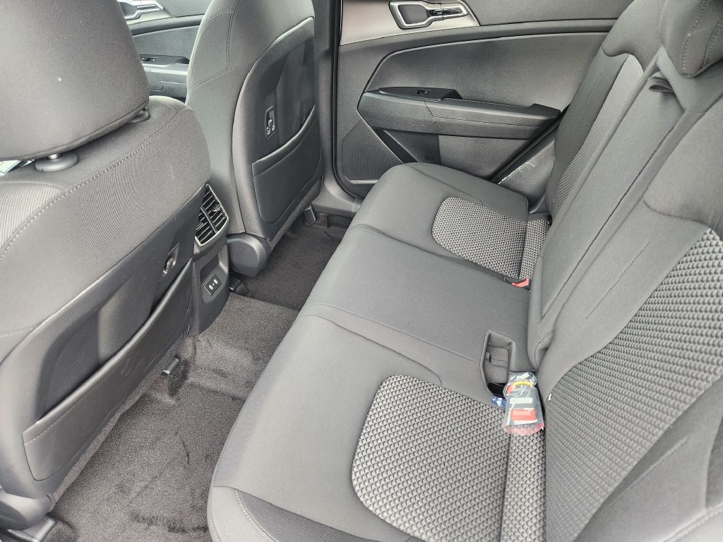 New 2027 Kia Sportage S AWD/4WD image 10