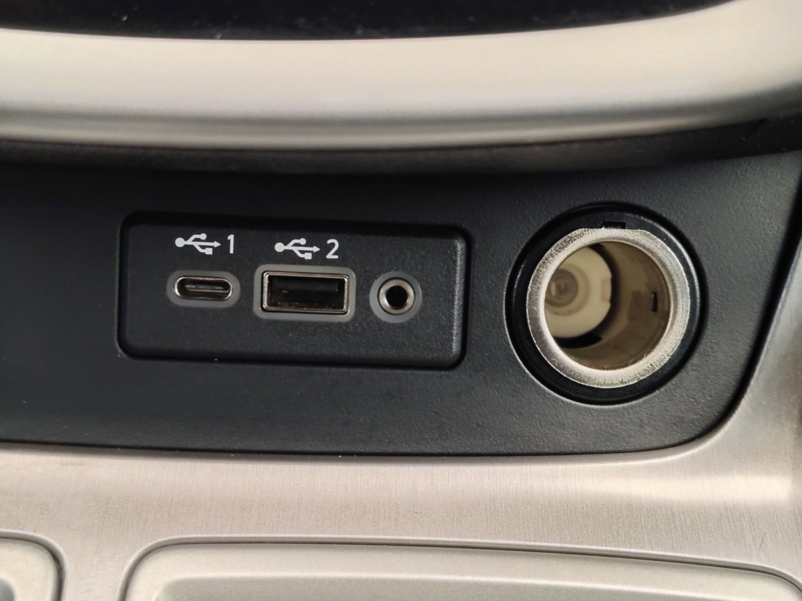 Used 2022 Nissan Murano S image 22