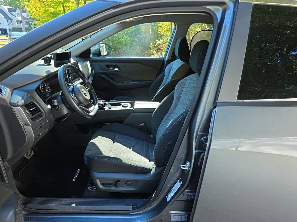 Certified 2023 Nissan Rogue SV AWD/4WD image 12