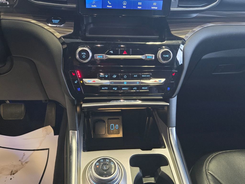 Used 2023 Ford Explorer Limited w/ Equipment Group 301A image 21