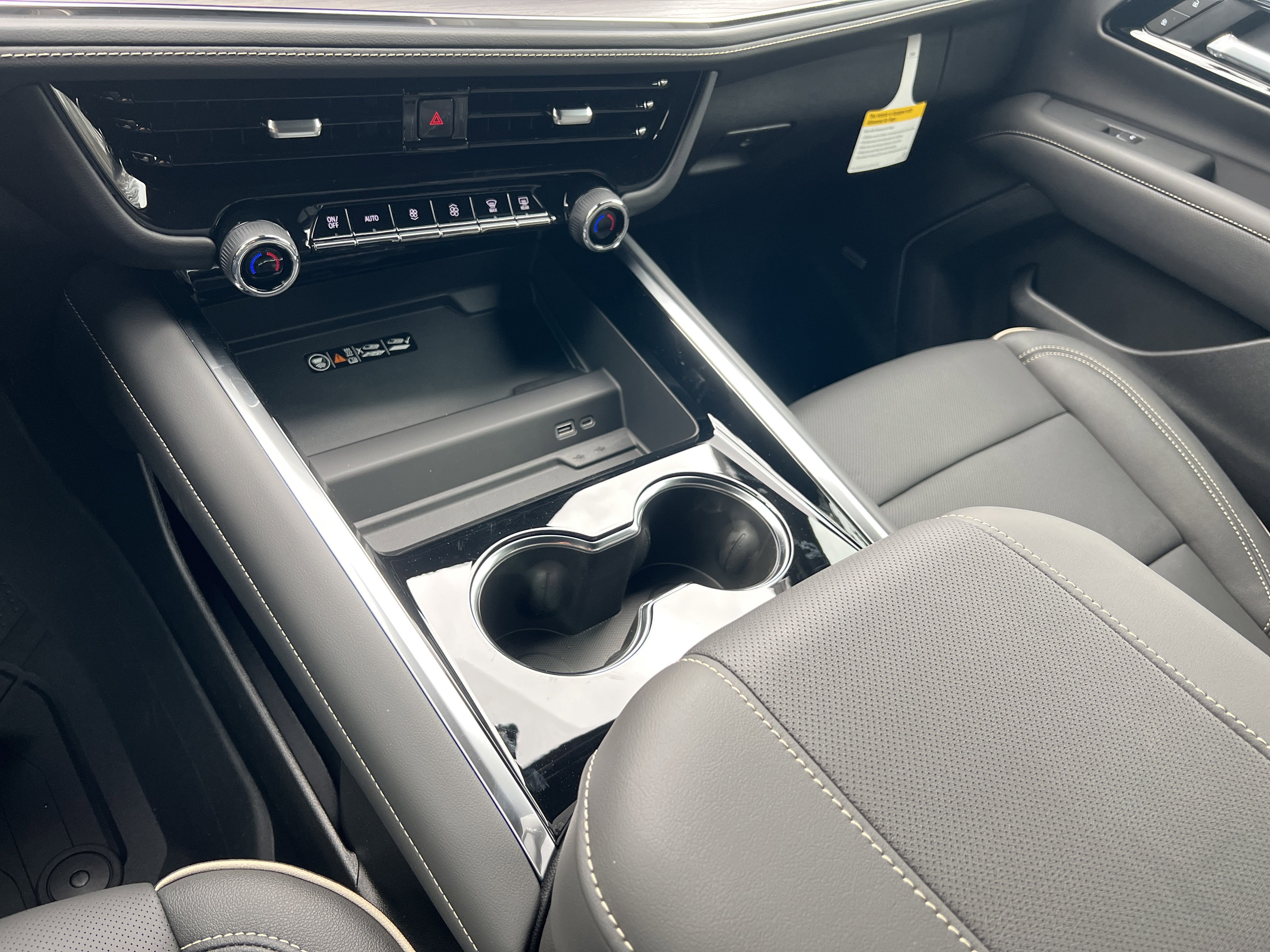 New 2026 Chevrolet Tahoe Premier w/ Sun And Tow Package image 28