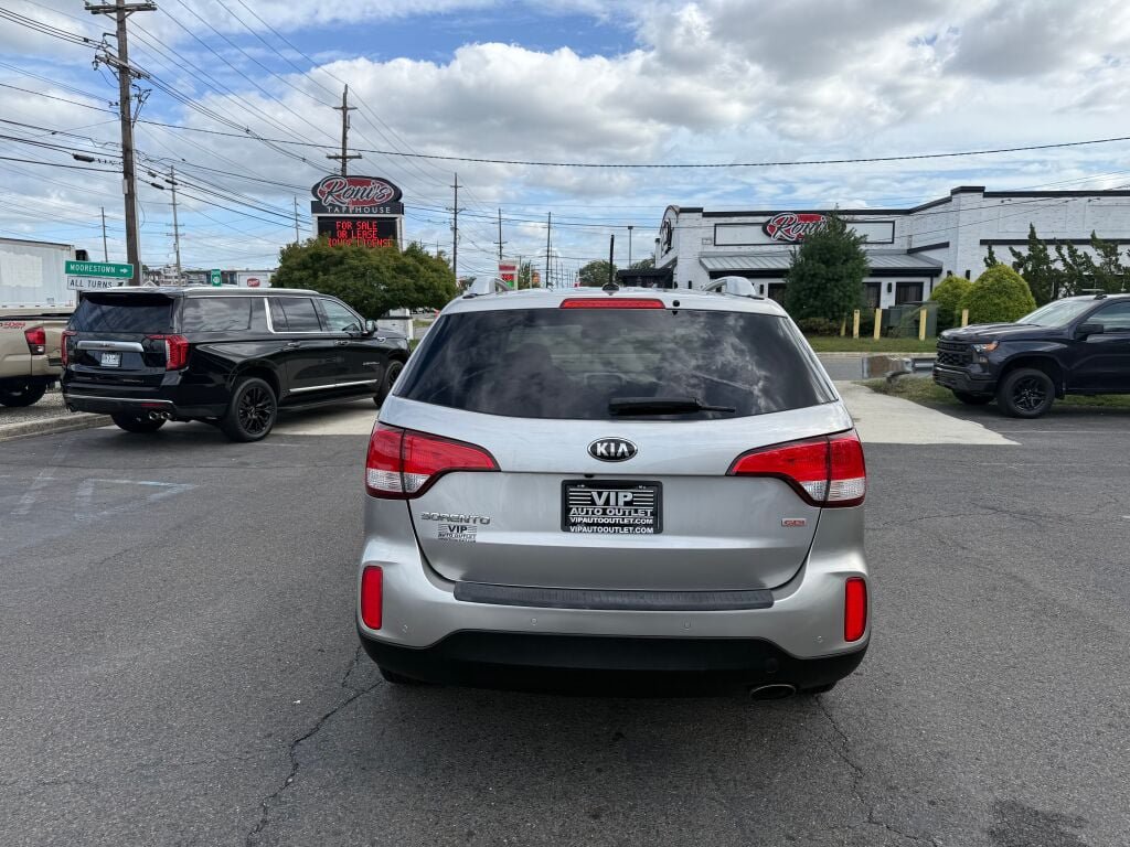 Used 2014 Kia Sorento LX FWD image 6